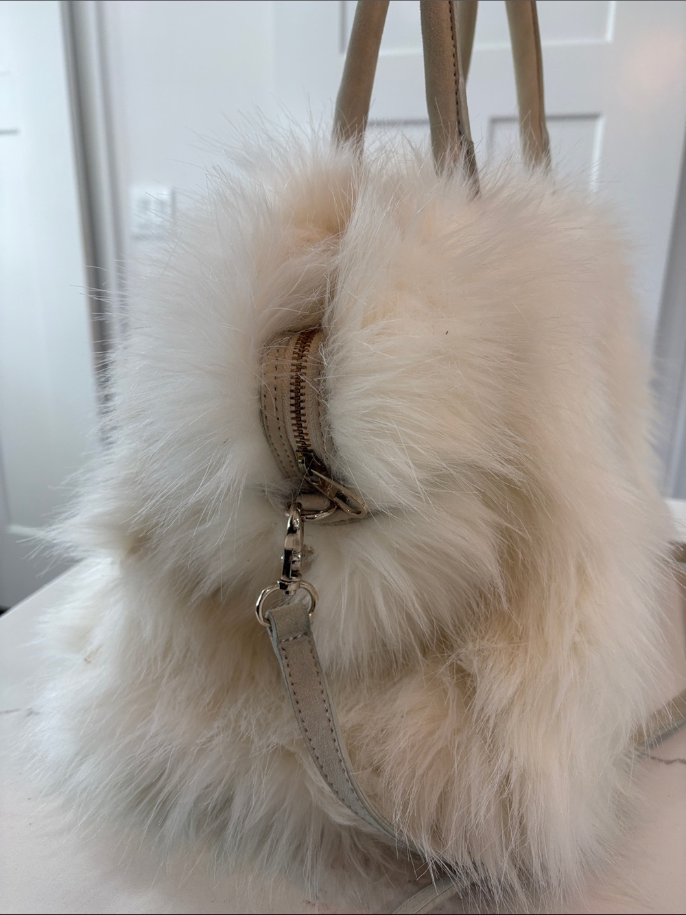 Ann Taylor Ivory Plush Faux Fur Satchel Large Handbag Purse - Picture 3 of 11